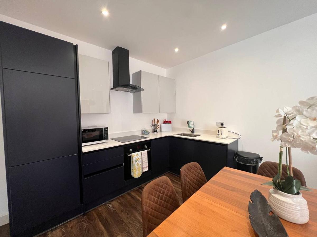 Star London Finchley Road 3-Bed Escape With Garden Apartment Ngoại thất bức ảnh